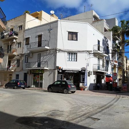 Centrally Located Bugibba Apartment - Seaside Comfort San Pawl il-Baħar Kültér fotó